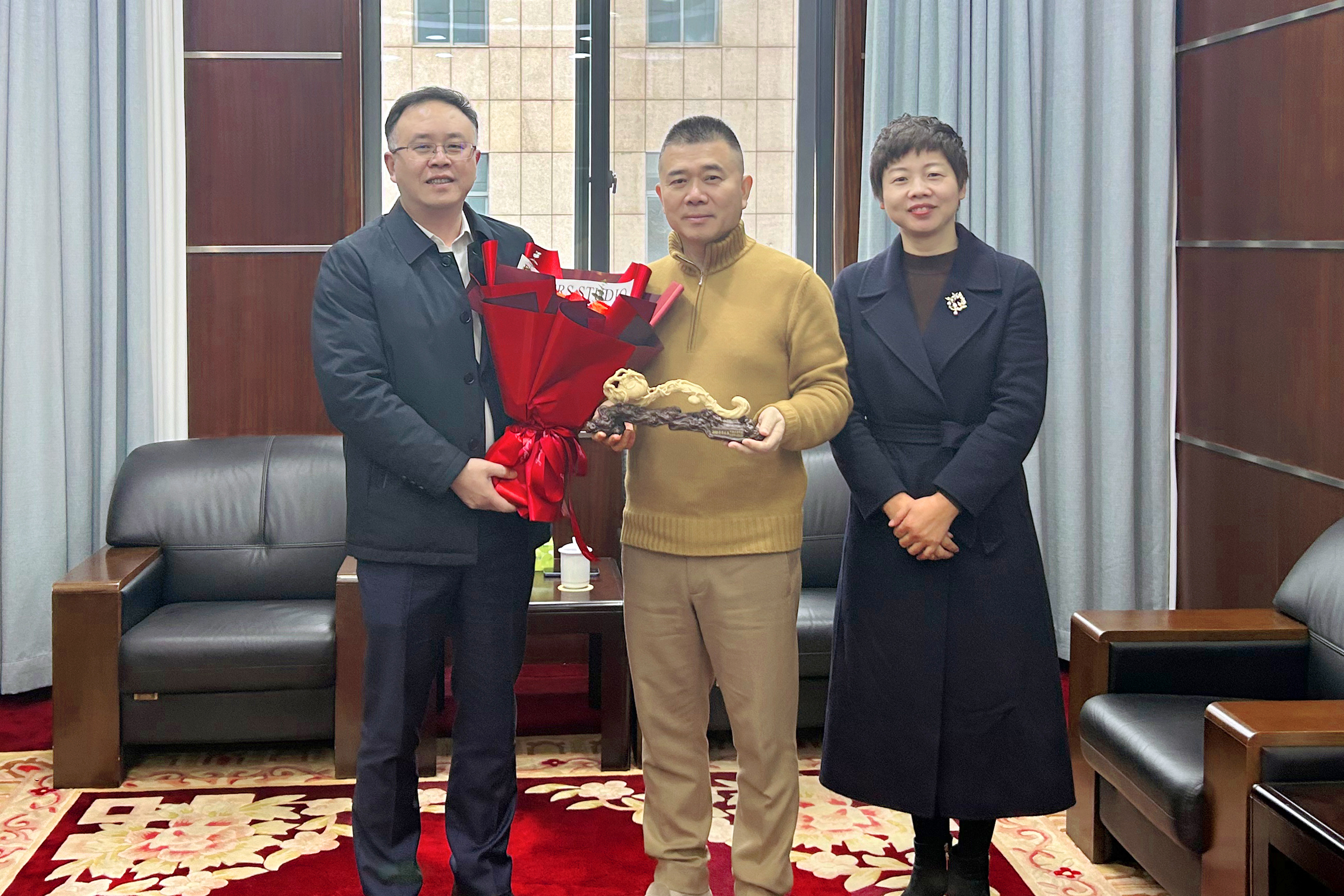 慰問(wèn).jpg